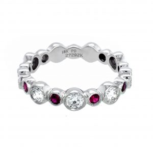 18K WHITE GOLD RUBY DIAMOND RING