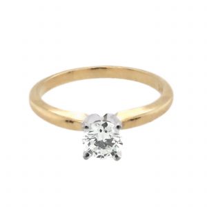 YELLOW GOLD DIAMOND SOLTAIRE RING