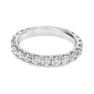 WHITE GOLD DIAMOND ETERNITY RING