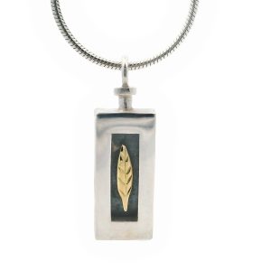 STERLING SILVER LEAF PENDANT