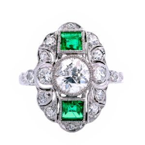 PLATINUM VINTAGE DIAMOND & EMERALD RING
