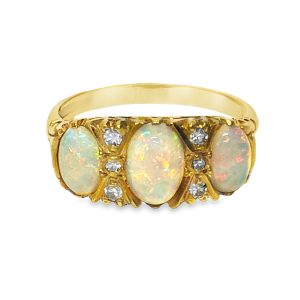 18K YELLOW GOLD VINTAGE OPAL & DIAMOND FILIGREE RING