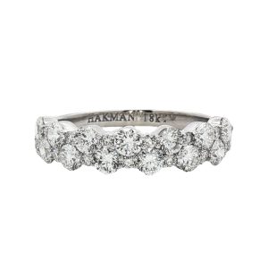 18K WHITE GOLD 28 DIAMOND RING