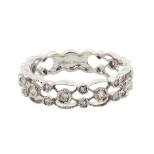 14K WHITE GOLD DIAMOND RING