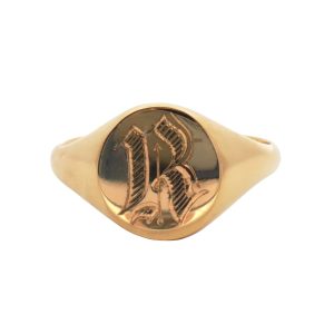 18K YELLOW GOLD ENGRAVED SIGNET RING