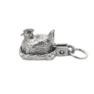 STERLING SILVER VINTAGE CHICKEN ON NEST CHARM/PENDANT