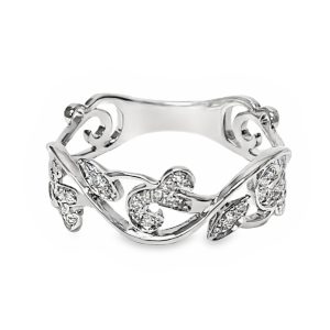 14K WHITE GOLD DIAMOND RING