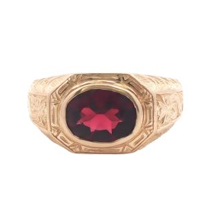 14K YELLOW GOLD VINTAGE GARNET RING