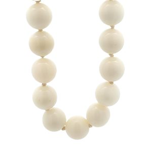14K YELLOW GOLD VINTAGE WHITE CORAL BEAD NECKLACE