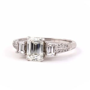 PLATINUM VINTAGE DIAMOND ENGAGEMENT RING