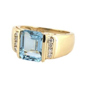 14K YELLOW GOLD VINTAGE AQUAMARINE DIAMOND RING