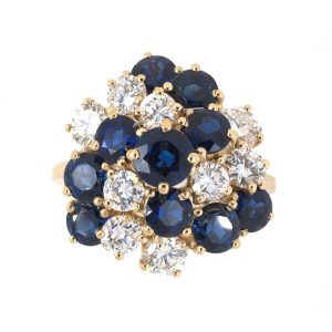 Vintage 18K yellow gold sapphire diamond cluster ring.