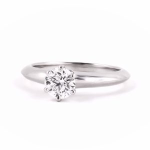 PLATINUM VINTAGE SOLITAIRE DIAMOND ENGAGEMENT RING
