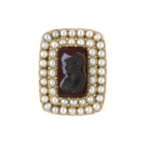 14K YELLOW GOLD GEORGIAN VINTAGE PEARL & CARNELIAN CAMEO PIN