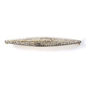 PLATINUM & 14K YELLOW GOLD EDWARDIAN VINTAGE FILIGREE BAR PIN