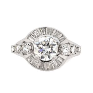 PLATINUM VINTAGE DIAMOND RING