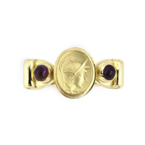 18K YELLOW GOLD VINTAGE CARVED KNIGHT INTAGLIO AMETHYST RING