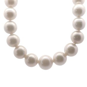 14K YELLOW GOLD GRADUATED CULTURED FRESHWATER PEARL NECKLACE