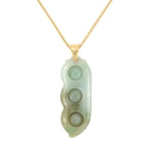 18K YELLOW GOLD VINTAGE JADEITE PEAPOD PENDANT